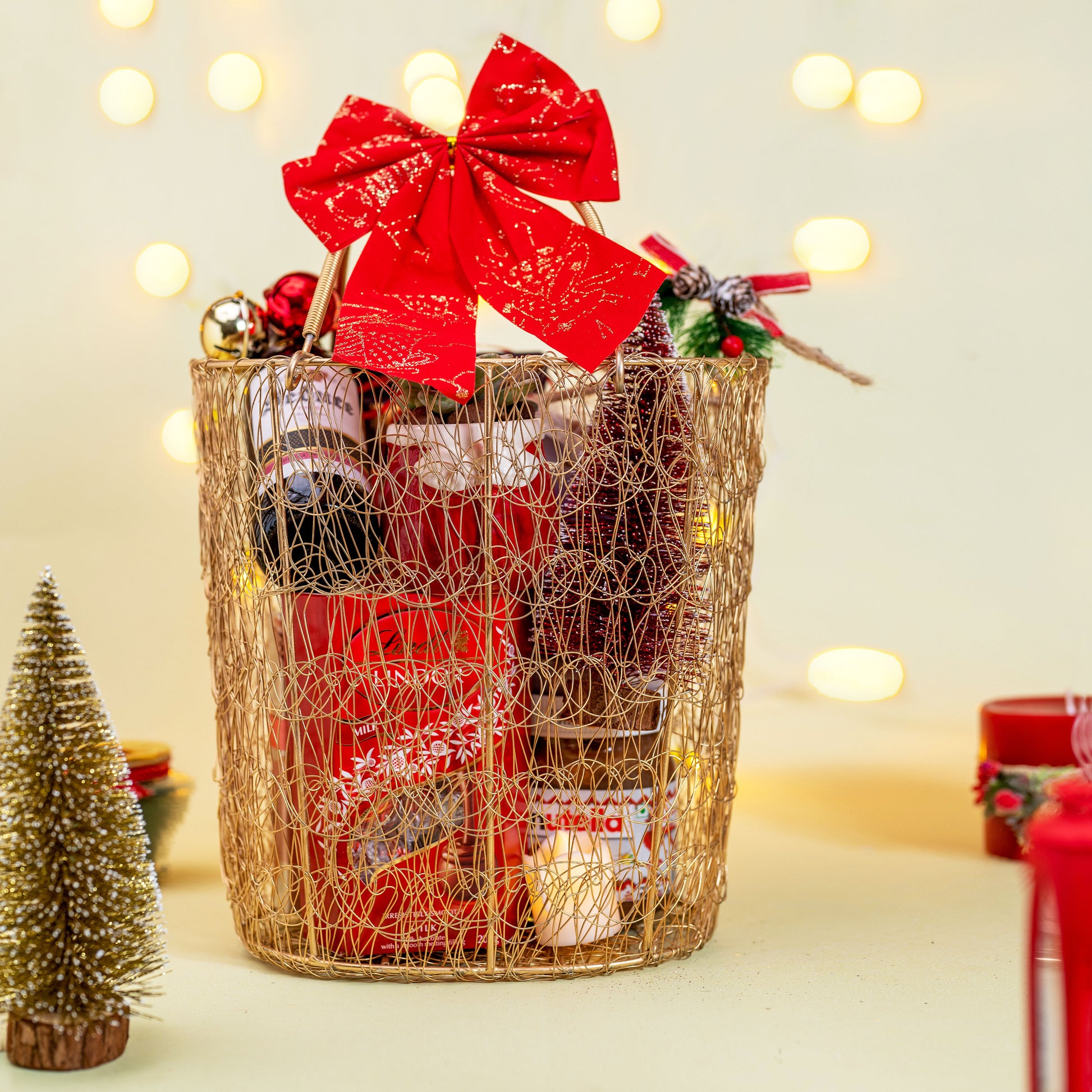 Festive Grandeur Christmas Gift Hamper | Luxurious Delights for the Holiday Season